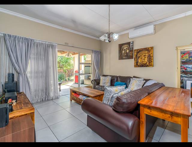 4 BEDROOM HOUSE FOR SALE IN RANDPARK RIDGE